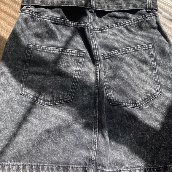 Skirt - Picture 4 of 4